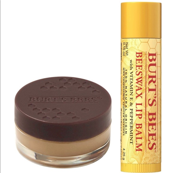 Burt’s Bees Natural Lip Moisture Holiday gift set - Picture 2 of 3